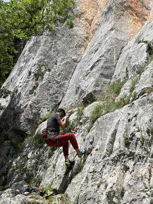 Climbing basic, focus su manovre e arrampicata da primo di cordata.