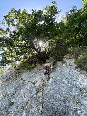 Climbing basic, focus su manovre e arrampicata da primo di cordata.